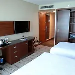 Doubletree By Hilton 호텔 트라존