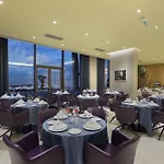 호텔 Doubletree By Hilton 트라존