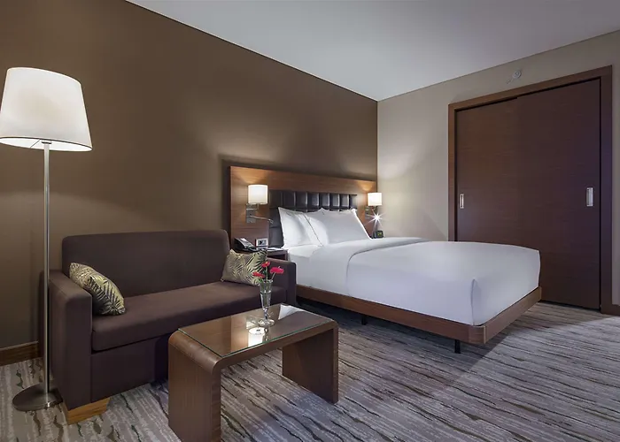 Ξενοδοχείο Doubletree By Hilton 5*