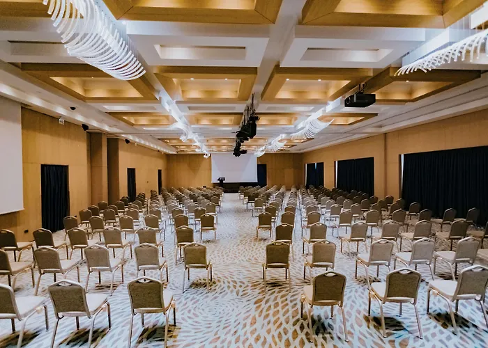 Ξενοδοχείο Doubletree By Hilton