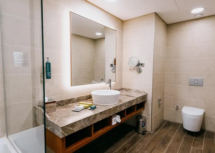 Ξενοδοχείο Doubletree By Hilton 5*