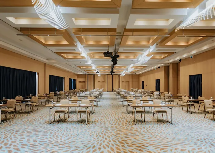 Doubletree By Hilton Ξενοδοχείο 5*