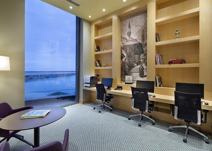 Ξενοδοχείο Doubletree By Hilton