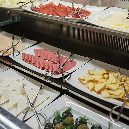 Отель Doubletree By Hilton Трабзон