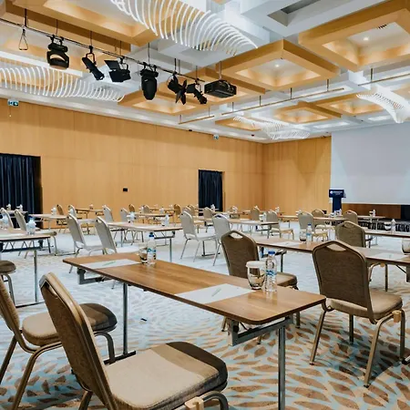 Doubletree By Hilton