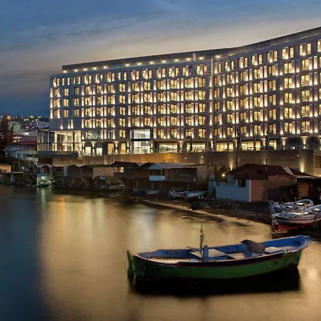 Doubletree By Hilton Hotel