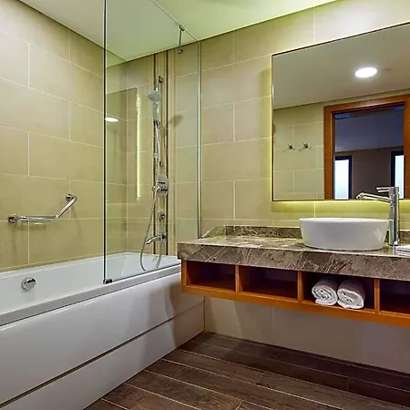 Otel Doubletree By Hilton Trabzon